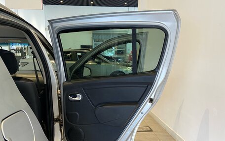 Renault Sandero I, 2013 год, 825 000 рублей, 10 фотография