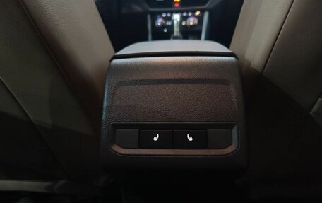 Volkswagen Jetta VII, 2019 год, 1 590 000 рублей, 17 фотография