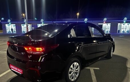KIA Rio IV, 2017 год, 890 000 рублей, 17 фотография