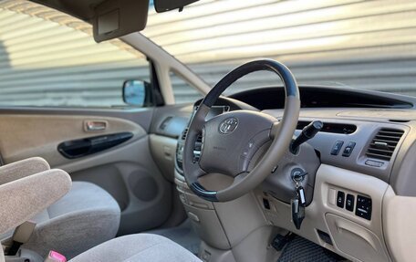 Toyota Estima III рестайлинг -2, 2003 год, 945 000 рублей, 19 фотография