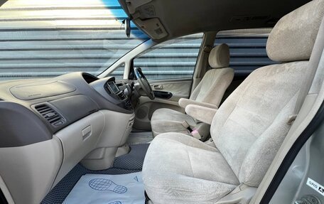 Toyota Estima III рестайлинг -2, 2003 год, 945 000 рублей, 25 фотография