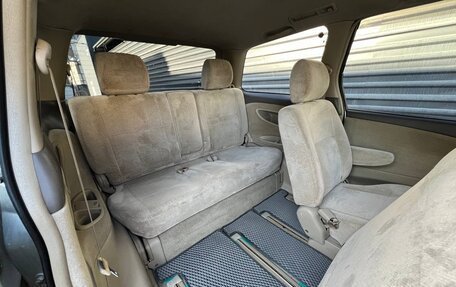 Toyota Estima III рестайлинг -2, 2003 год, 945 000 рублей, 32 фотография