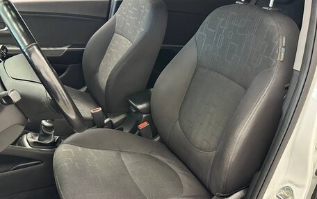 KIA Rio III рестайлинг, 2015 год, 700 000 рублей, 19 фотография