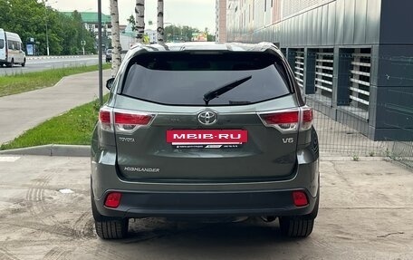 Toyota Highlander III, 2014 год, 2 749 000 рублей, 5 фотография