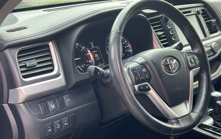 Toyota Highlander III, 2014 год, 2 749 000 рублей, 16 фотография