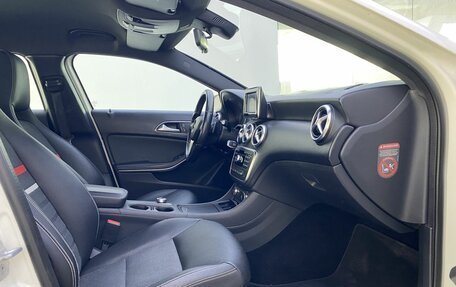 Mercedes-Benz A-Класс, 2015 год, 1 439 000 рублей, 13 фотография