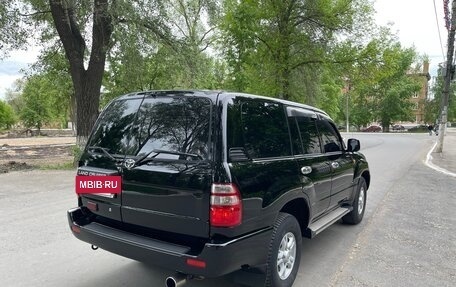 Toyota Land Cruiser 100 рестайлинг 2, 2003 год, 2 950 000 рублей, 3 фотография