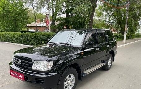 Toyota Land Cruiser 100 рестайлинг 2, 2003 год, 2 950 000 рублей, 7 фотография