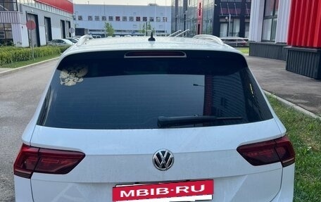 Volkswagen Tiguan II, 2019 год, 2 545 000 рублей, 14 фотография