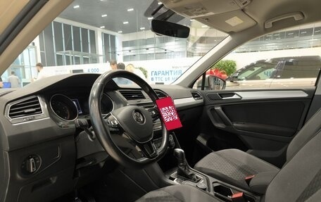 Volkswagen Tiguan II, 2018 год, 2 350 000 рублей, 20 фотография