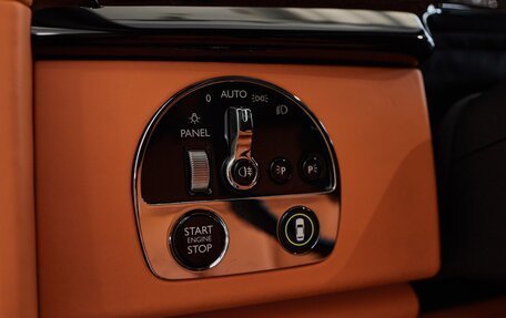 Rolls-Royce Phantom VIII, 2024 год, 88 000 000 рублей, 21 фотография