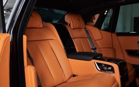 Rolls-Royce Phantom VIII, 2024 год, 88 000 000 рублей, 16 фотография