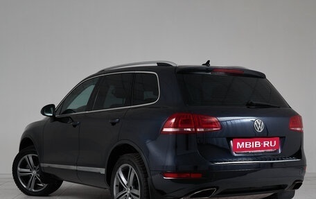 Volkswagen Touareg III, 2011 год, 1 895 000 рублей, 6 фотография