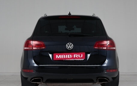 Volkswagen Touareg III, 2011 год, 1 895 000 рублей, 5 фотография