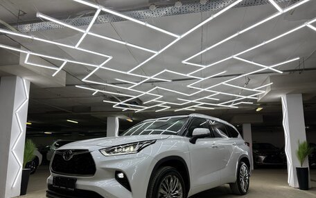 Toyota Highlander, 2025 год, 5 600 000 рублей, 5 фотография