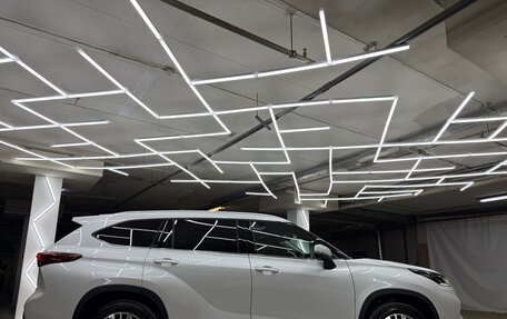 Toyota Highlander, 2025 год, 5 600 000 рублей, 8 фотография
