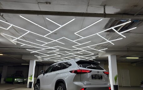 Toyota Highlander, 2025 год, 5 600 000 рублей, 2 фотография