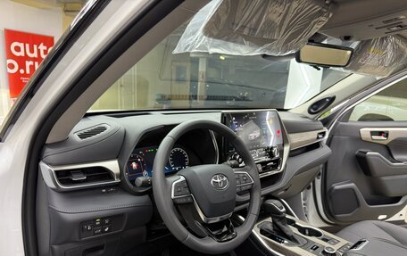 Toyota Highlander, 2025 год, 5 600 000 рублей, 18 фотография