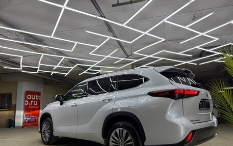 Toyota Highlander, 2025 год, 5 600 000 рублей, 11 фотография