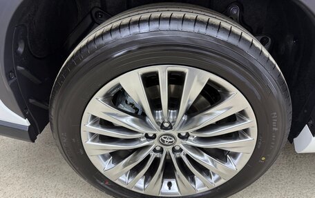 Toyota Highlander, 2025 год, 5 600 000 рублей, 38 фотография