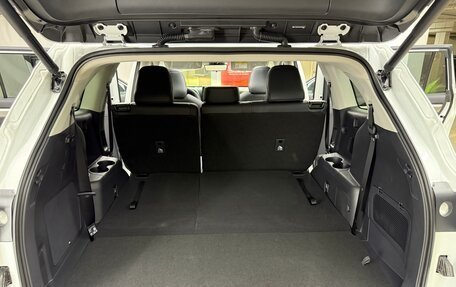Toyota Highlander, 2025 год, 5 600 000 рублей, 29 фотография