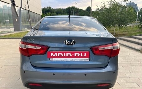 KIA Rio III рестайлинг, 2013 год, 960 000 рублей, 6 фотография