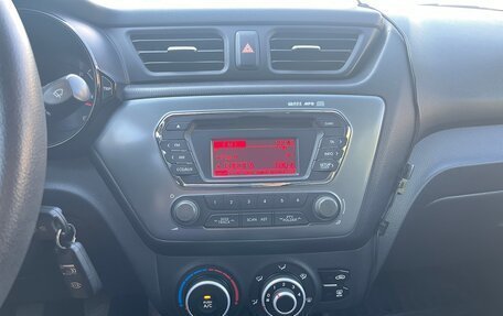 KIA Rio III рестайлинг, 2013 год, 960 000 рублей, 16 фотография