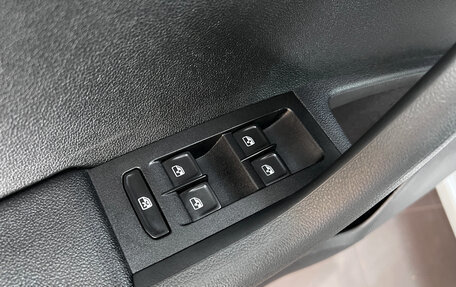 Skoda Octavia, 2019 год, 1 995 000 рублей, 16 фотография