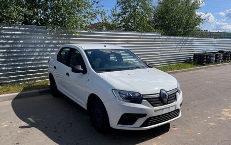 Renault Logan II, 2019 год, 435 000 рублей, 3 фотография
