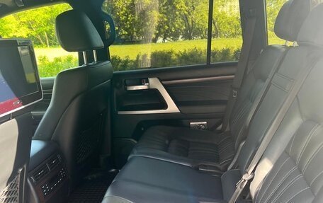 Toyota Land Cruiser 200, 2018 год, 7 700 000 рублей, 12 фотография