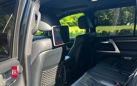 Toyota Land Cruiser 200, 2018 год, 7 700 000 рублей, 13 фотография