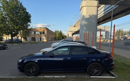 Audi A4, 2018 год, 3 200 000 рублей, 4 фотография