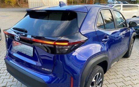Toyota Yaris Cross, 2022 год, 2 939 299 рублей, 5 фотография