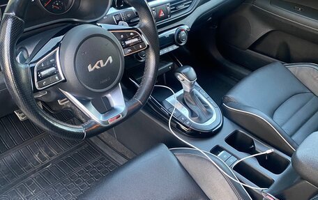 KIA Cerato IV, 2022 год, 2 600 000 рублей, 5 фотография
