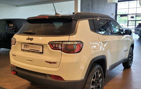 Jeep Compass II, 2019 год, 2 400 000 рублей, 4 фотография