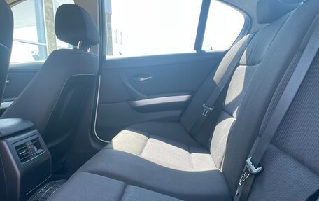 BMW 3 серия, 2010 год, 898 000 рублей, 14 фотография