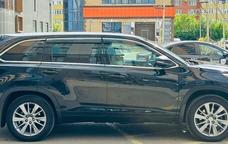 Toyota Highlander III, 2014 год, 2 299 990 рублей, 7 фотография