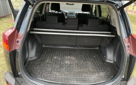 Toyota RAV4, 2014 год, 1 775 000 рублей, 6 фотография