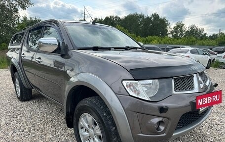 Mitsubishi L200 IV рестайлинг, 2011 год, 1 550 000 рублей, 4 фотография