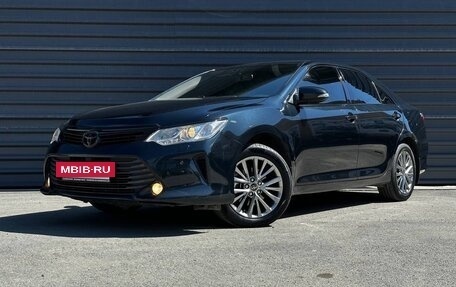 Toyota Camry, 2015 год, 1 745 000 рублей, 7 фотография