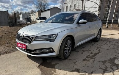 Skoda Superb III рестайлинг, 2021 год, 3 950 000 рублей, 1 фотография
