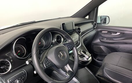Mercedes-Benz V-Класс, 2019 год, 3 847 000 рублей, 12 фотография