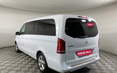 Mercedes-Benz V-Класс, 2019 год, 3 847 000 рублей, 7 фотография