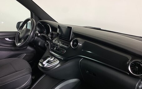 Mercedes-Benz V-Класс, 2019 год, 3 847 000 рублей, 14 фотография