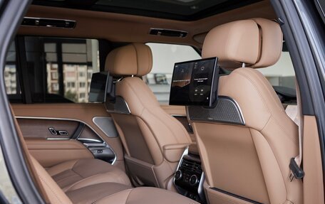 Land Rover Range Rover IV рестайлинг, 2024 год, 23 400 000 рублей, 14 фотография