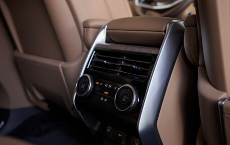 Land Rover Range Rover IV рестайлинг, 2024 год, 23 400 000 рублей, 24 фотография