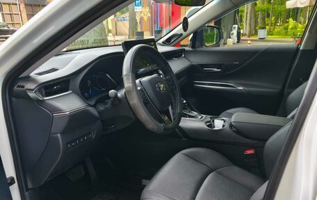 Toyota Venza, 2023 год, 5 900 000 рублей, 9 фотография