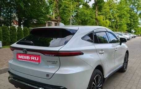 Toyota Venza, 2023 год, 5 900 000 рублей, 6 фотография