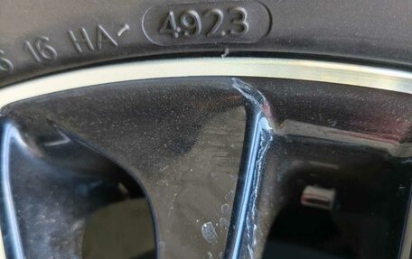 Toyota Venza, 2023 год, 5 900 000 рублей, 38 фотография