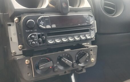Dodge Stratus II, 2002 год, 290 000 рублей, 14 фотография